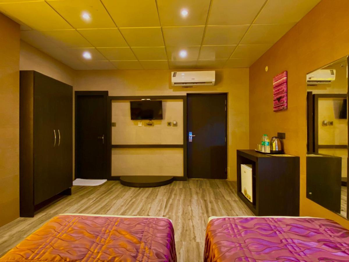 Ace Prime Hotel Greater Noida Eksteriør billede