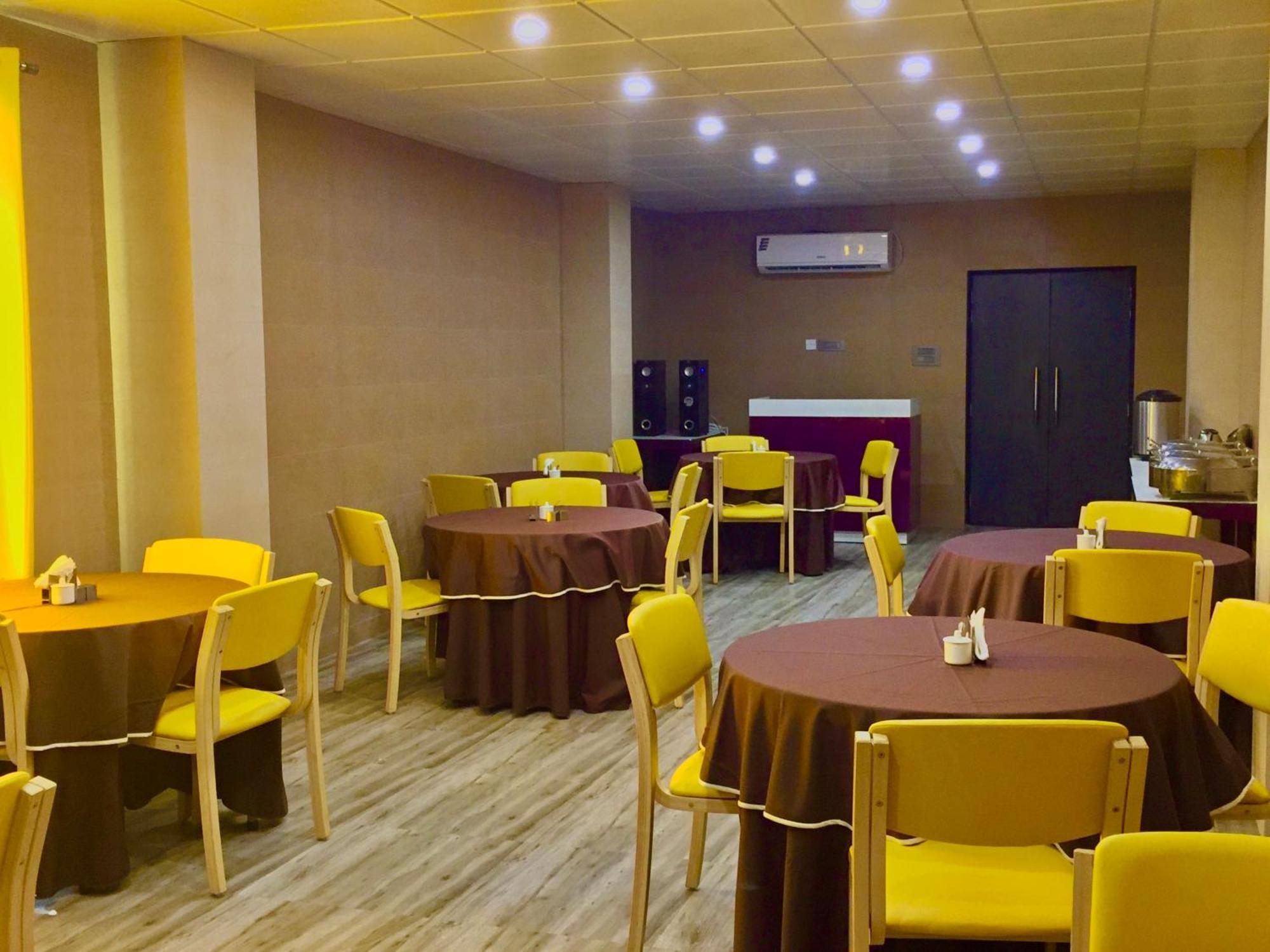 Ace Prime Hotel Greater Noida Eksteriør billede