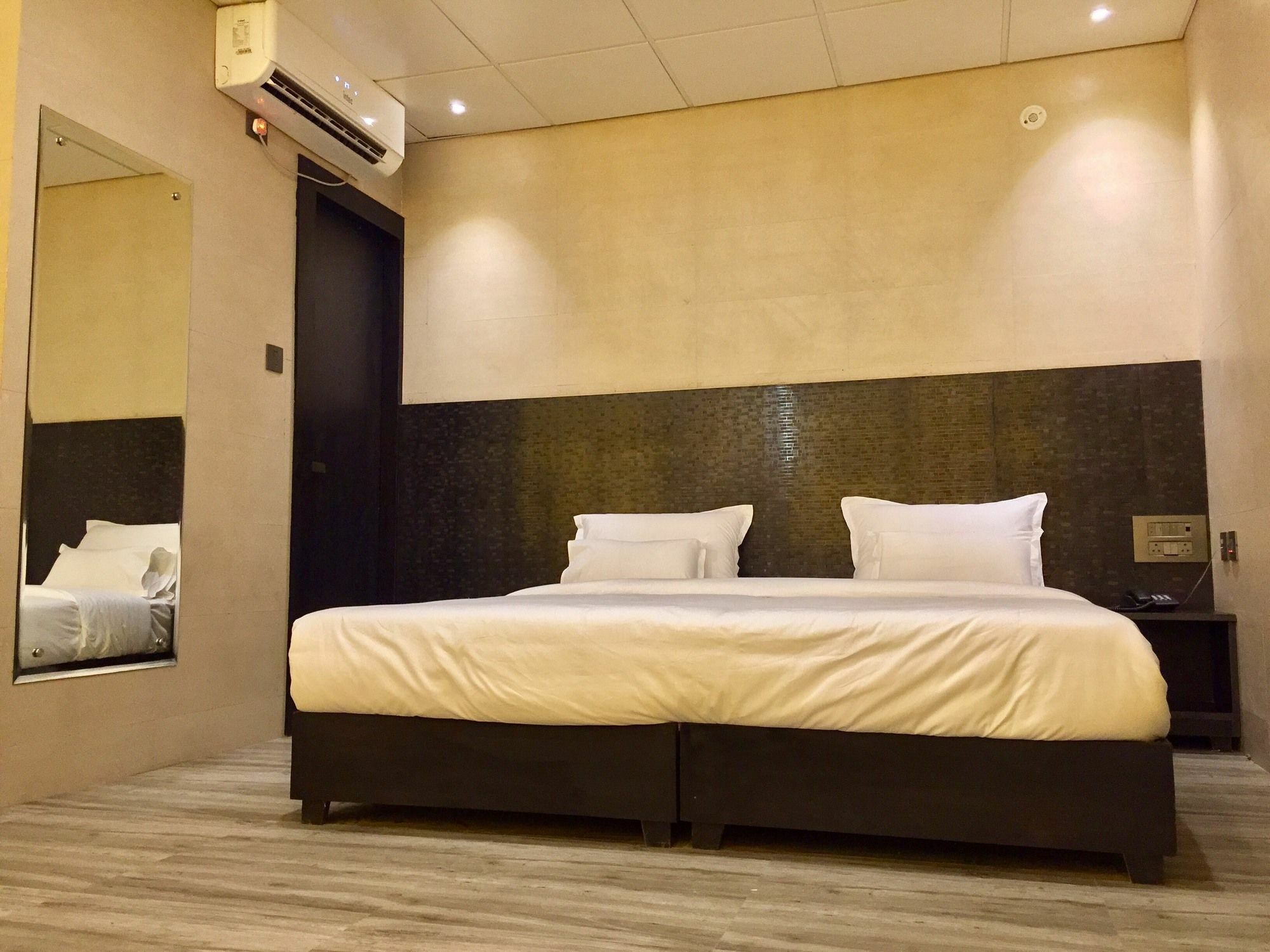 Ace Prime Hotel Greater Noida Eksteriør billede